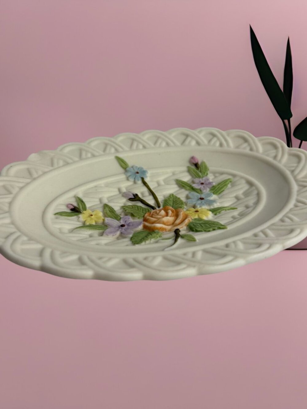 Lefton Vintage Trinket Dish Hand Painted Antique Ivory Raised Floral Flowers 6"